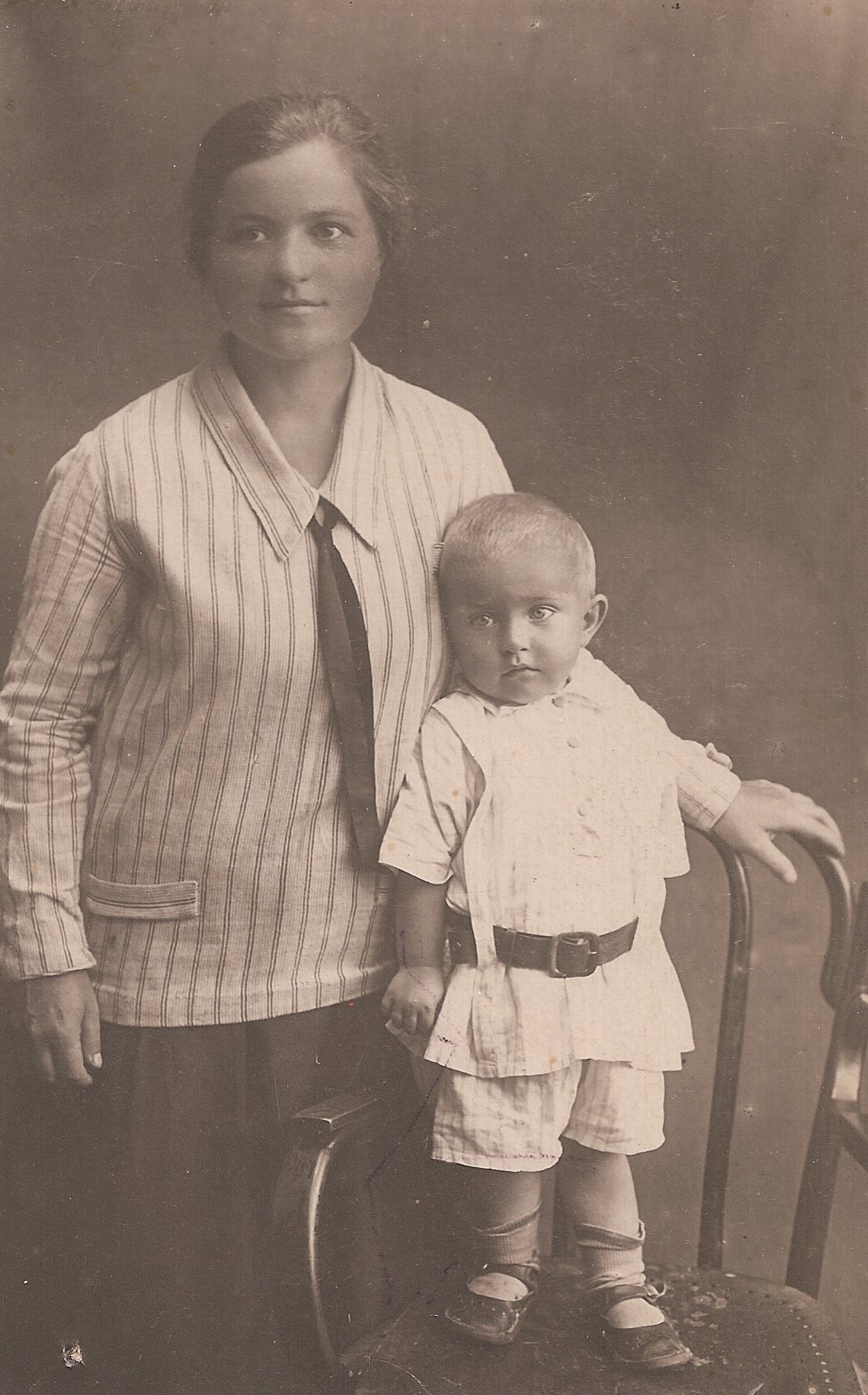 Елена Гневушева  1927
